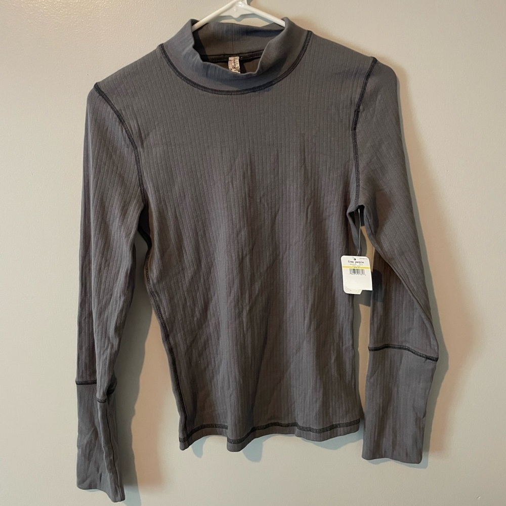 NWT free people sport long sleeve top - Picture 5 of 5